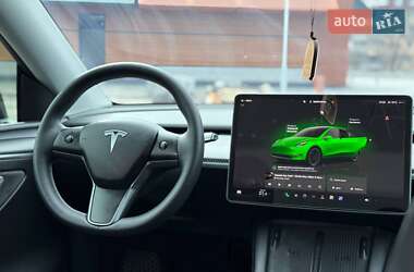 Внедорожник / Кроссовер Tesla Model Y 2022 в 
