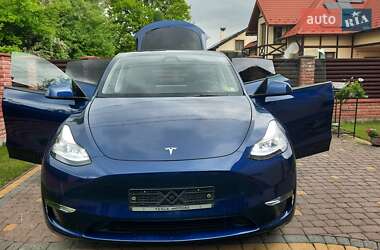 Внедорожник / Кроссовер Tesla Model Y 2023 в Ивано-Франковске