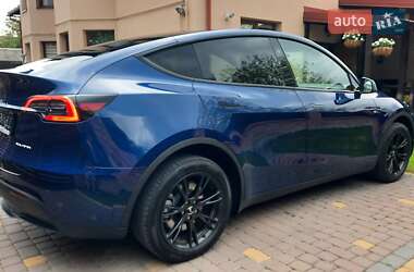 Внедорожник / Кроссовер Tesla Model Y 2023 в 