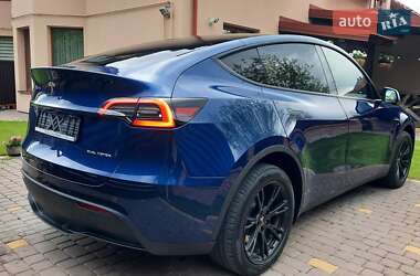 Внедорожник / Кроссовер Tesla Model Y 2023 в 
