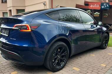 Внедорожник / Кроссовер Tesla Model Y 2023 в 