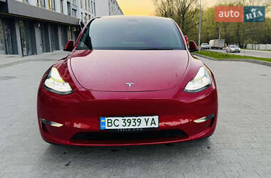 Внедорожник / Кроссовер Tesla Model Y 2021 в 