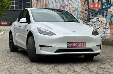 Внедорожник / Кроссовер Tesla Model Y 2021 в 