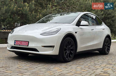 Внедорожник / Кроссовер Tesla Model Y 2021 в 