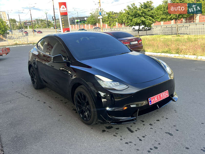 Внедорожник / Кроссовер Tesla Model Y 2023 в Днепре