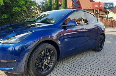 Внедорожник / Кроссовер Tesla Model Y 2023 в 