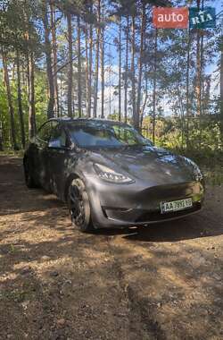 Внедорожник / Кроссовер Tesla Model Y 2021 в 