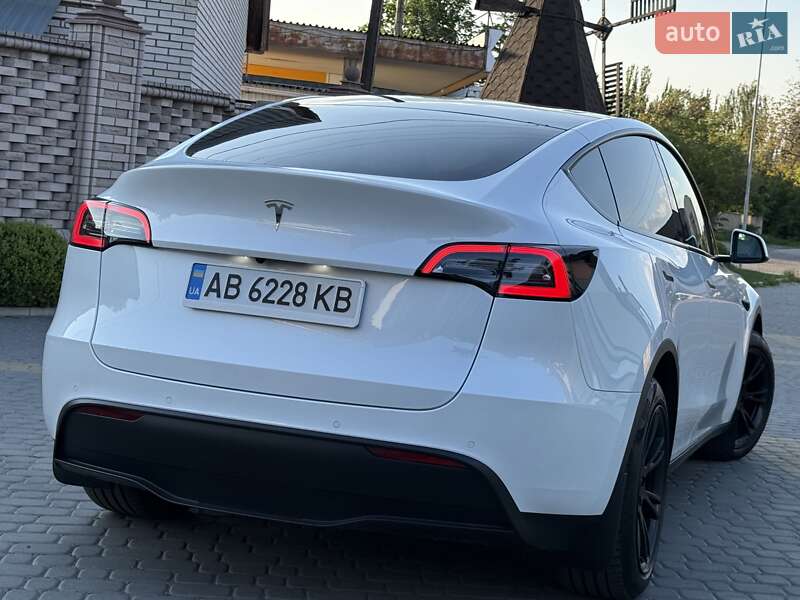 Внедорожник / Кроссовер Tesla Model Y 2021 в Виннице