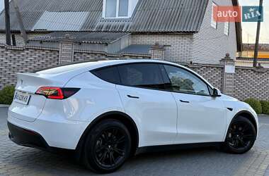 Внедорожник / Кроссовер Tesla Model Y 2021 в 