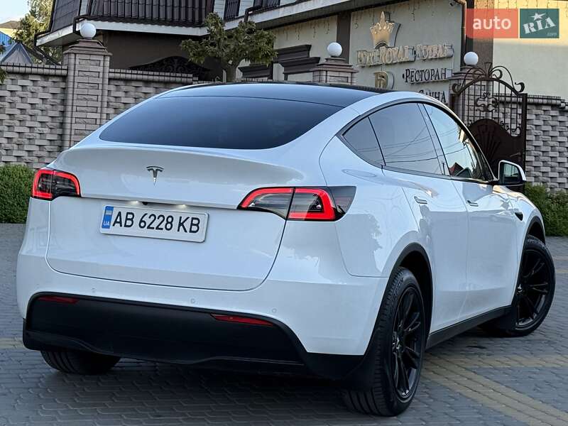 Внедорожник / Кроссовер Tesla Model Y 2021 в Виннице
