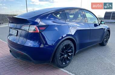 Внедорожник / Кроссовер Tesla Model Y 2021 в 