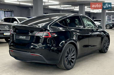 Внедорожник / Кроссовер Tesla Model Y 2021 в 