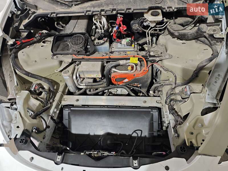 Внедорожник / Кроссовер Tesla Model Y 2022 в Киеве