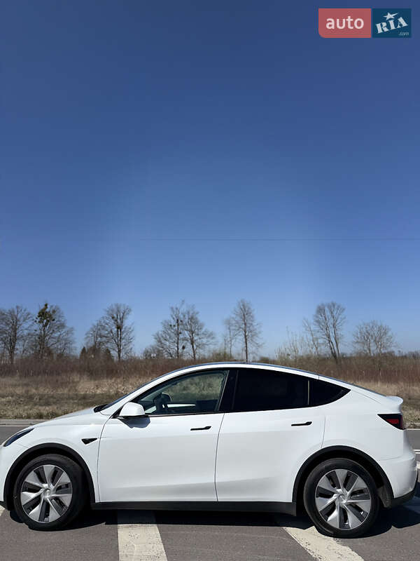 Позашляховик / Кросовер Tesla Model Y 2022 в Хмельницькому