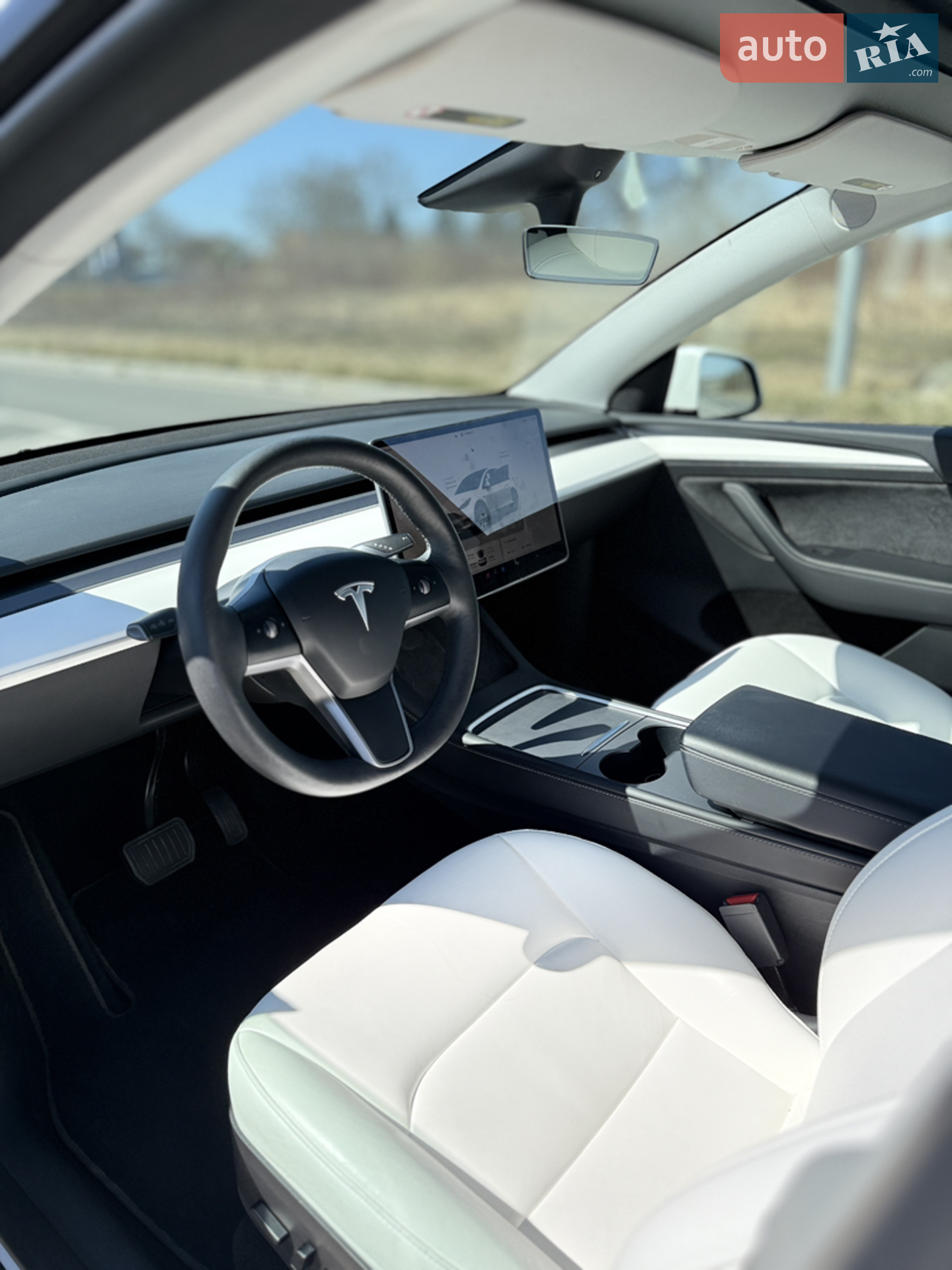 2022 Tesla Model Y - мініатюра 23