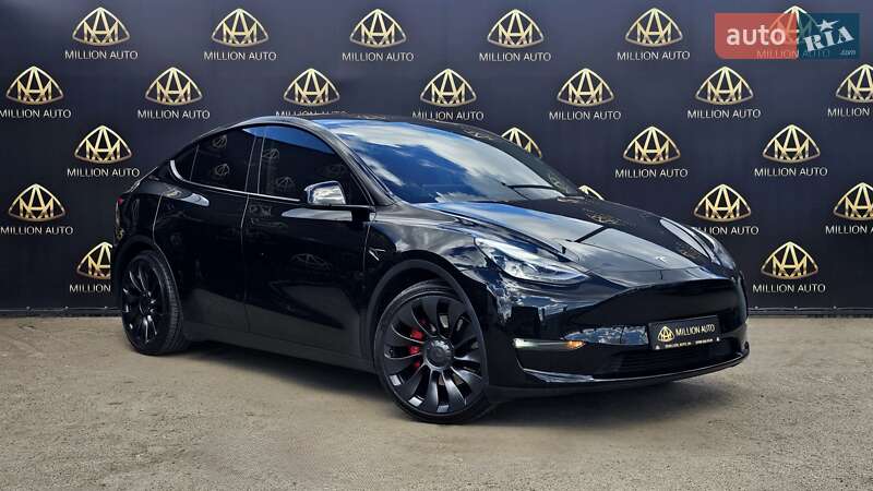 Позашляховик / Кросовер Tesla Model Y 2021 в Києві