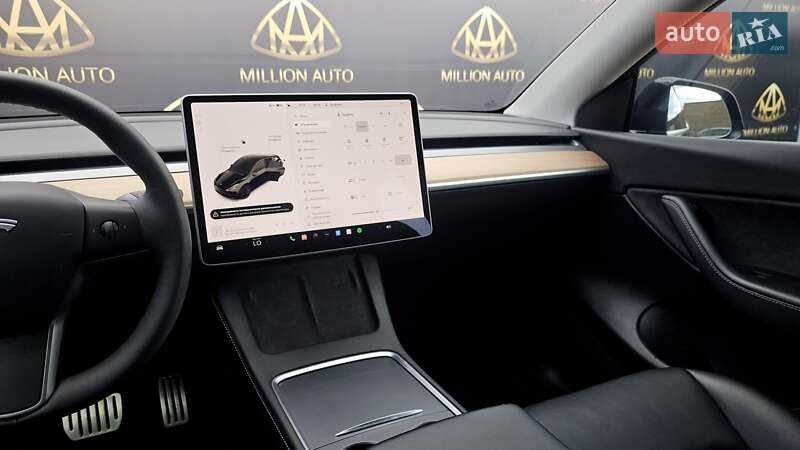 Позашляховик / Кросовер Tesla Model Y 2021 в Києві