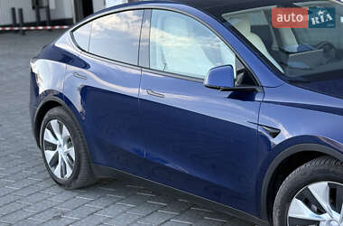 Внедорожник / Кроссовер Tesla Model Y 2021 в 