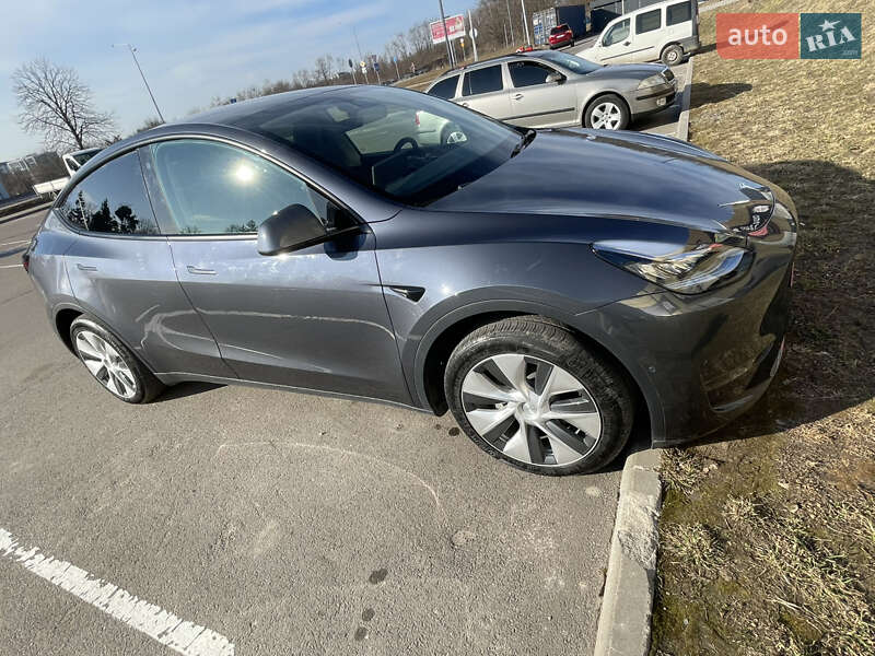 Внедорожник / Кроссовер Tesla Model Y 2022 в 