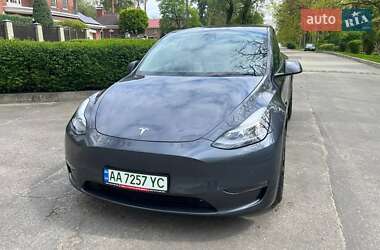 Внедорожник / Кроссовер Tesla Model Y 2022 в 