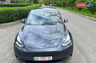 Внедорожник / Кроссовер Tesla Model Y 2022 в 