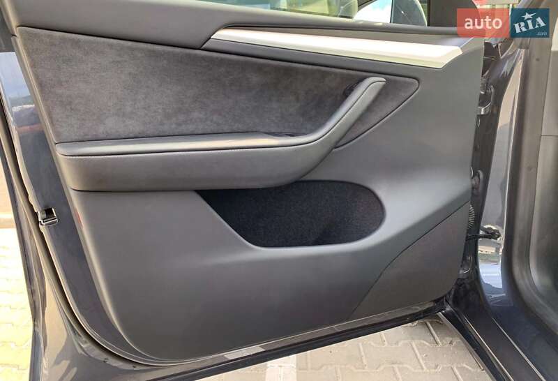 Внедорожник / Кроссовер Tesla Model Y 2023 в Одессе фото 8 Внедорожник / Кроссовер Tesla Model Y 2023 в Одессе