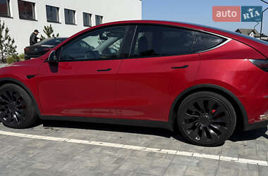 Внедорожник / Кроссовер Tesla Model Y 2021 в 