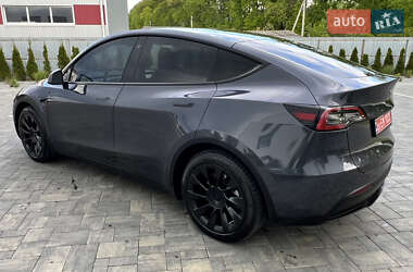 Позашляховик / Кросовер Tesla Model Y 2021 в 
