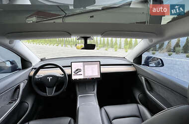Позашляховик / Кросовер Tesla Model Y 2021 в 