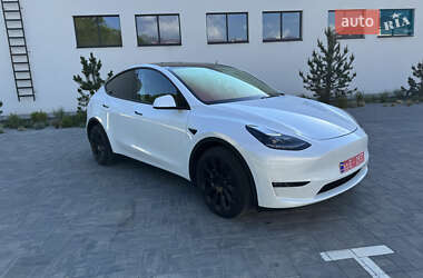 Внедорожник / Кроссовер Tesla Model Y 2022 в 