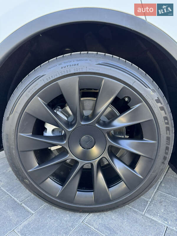 Внедорожник / Кроссовер Tesla Model Y 2022 в Луцке фото 17 Внедорожник / Кроссовер Tesla Model Y 2022 в Луцке