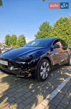 Внедорожник / Кроссовер Tesla Model Y 2023 в 