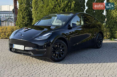 Внедорожник / Кроссовер Tesla Model Y 2023 в 