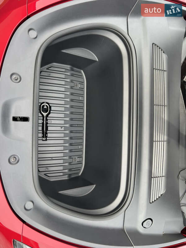 Внедорожник / Кроссовер Tesla Model Y 2024 в Староконстантинове фото 13 Внедорожник / Кроссовер Tesla Model Y 2024 в Староконстантинове