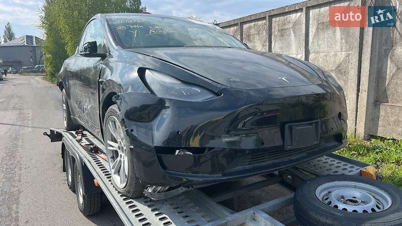 Внедорожник / Кроссовер Tesla Model Y 2023 в Киеве фото 26 Внедорожник / Кроссовер Tesla Model Y 2023 в Киеве