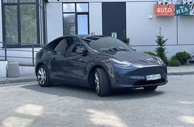 Внедорожник / Кроссовер Tesla Model Y 2022 в 