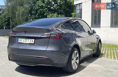 Внедорожник / Кроссовер Tesla Model Y 2022 в 