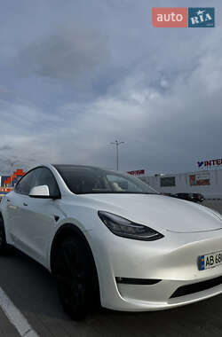 Внедорожник / Кроссовер Tesla Model Y 2021 в 