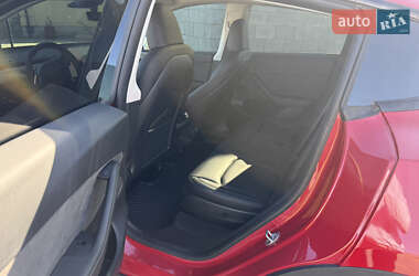 Внедорожник / Кроссовер Tesla Model Y 2023 в 