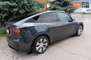 Внедорожник / Кроссовер Tesla Model Y 2024 в 