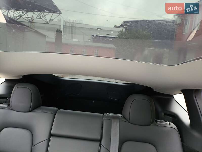 Внедорожник / Кроссовер Tesla Model Y 2024 в Виннице