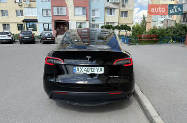 Внедорожник / Кроссовер Tesla Model Y 2021 в 