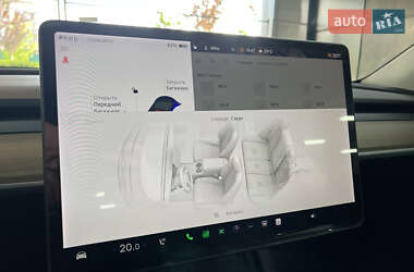 Внедорожник / Кроссовер Tesla Model Y 2021 в 