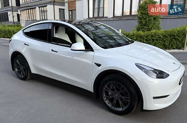 Позашляховик / Кросовер Tesla Model Y 2024 в Харкові