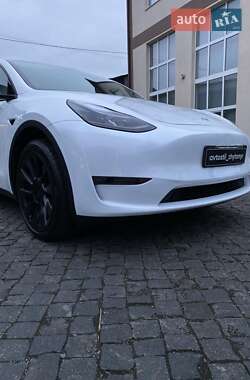 Внедорожник / Кроссовер Tesla Model Y 2023 в 