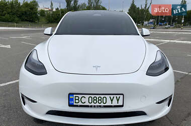 Внедорожник / Кроссовер Tesla Model Y 2022 в Киеве