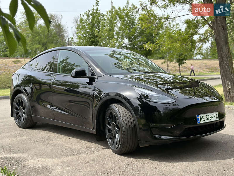 Внедорожник / Кроссовер Tesla Model Y 2023 в 