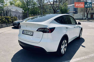 Позашляховик / Кросовер Tesla Model Y 2021 в 