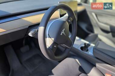 Позашляховик / Кросовер Tesla Model Y 2021 в 