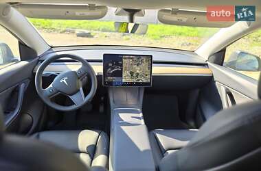 Позашляховик / Кросовер Tesla Model Y 2021 в 